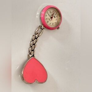 Chest Mobb Doctor Nurse Watch Heart Quartz Brooch Pocket Watch new battery